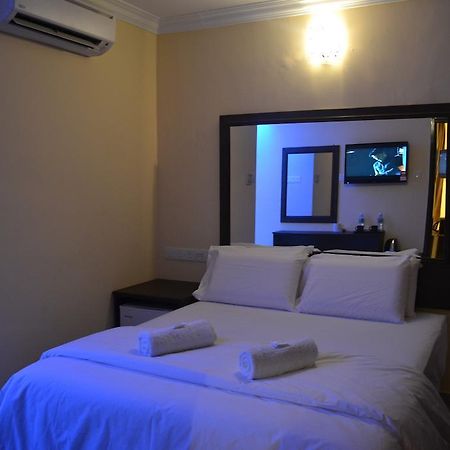 City Times Inn Seri Kembangan Exterior foto