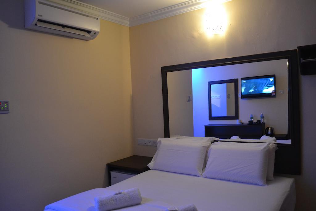 City Times Inn Seri Kembangan Exterior foto